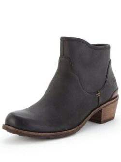 Ugg Australia Penelope Western Ankle Boots